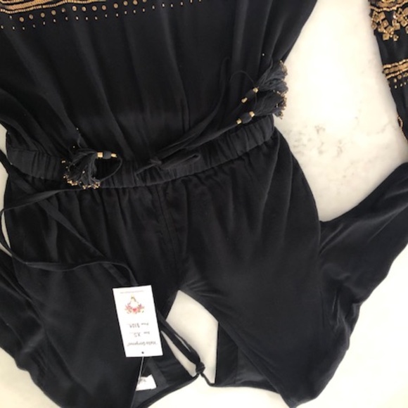 Blouse with open back - Picture 4 of 5